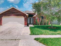 Pre-foreclosure in  Spring Wind Corpus Christi, TX 78413
