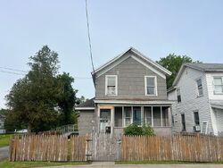 Pre-foreclosure in  Erie Blvd E Rome, NY 13440
