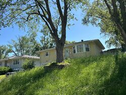 Pre-foreclosure in  S 92nd St Omaha, NE 68127