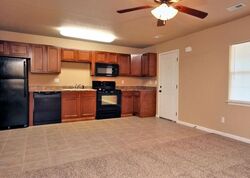 Pre-foreclosure in  Humanity Ln Saint Robert, MO 65584