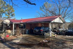 Pre-foreclosure in  Madison St Waynesville, MO 65583