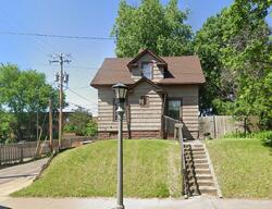 Pre-foreclosure in  Scheffer Ave Saint Paul, MN 55116