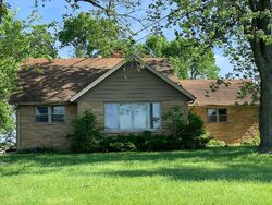 Pre-foreclosure in  Rebecca Park Trl Rockford, MN 55373
