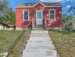 Pre-foreclosure in  16th Ave S Minneapolis, MN 55407