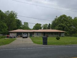 Pre-foreclosure in  N Riverview Dr Kalamazoo, MI 49004