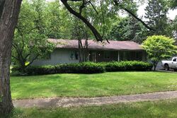 Pre-foreclosure in  Sycamore St Holt, MI 48842