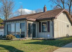 Pre-foreclosure in  E Hickory Rd Battle Creek, MI 49017