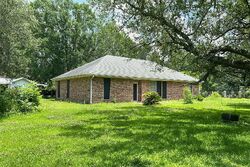 Pre-foreclosure in  Mim Callier Dr Breaux Bridge, LA 70517