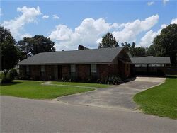 Pre-foreclosure in  Varnado St Franklinton, LA 70438