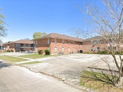 Pre-foreclosure in  Monet Dr Baton Rouge, LA 70806