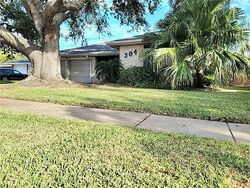 Pre-foreclosure in  Yenni Dr Kenner, LA 70065