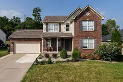 Pre-foreclosure in  Stablewatch Dr Independence, KY 41051