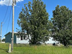 Pre-foreclosure in  One Tree Ln Glasgow, KY 42141