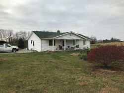 Pre-foreclosure in  Stamping Ground Rd Stamping Ground, KY 40379