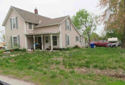  1st St, Winchester KS