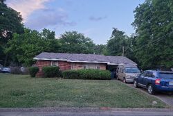 Pre-foreclosure in  LOVOY ST Birmingham, AL 35228