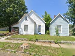 Pre-foreclosure in  S Gallatin St Marion, IN 46953