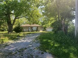 Pre-foreclosure in  County Road 133 Syracuse, IN 46567