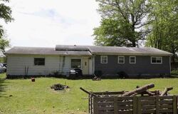 Pre-foreclosure in  W Kenilworth Ln Monticello, IN 47960