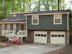 Pre-foreclosure in  Ridgetop Trl Ellenwood, GA 30294