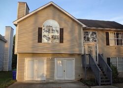 Pre-foreclosure in  Rambling Way Lithonia, GA 30058