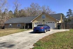 Pre-foreclosure in  Speir St Pembroke, GA 31321