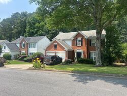 Pre-foreclosure in  Sugar Maple Dr Nw Acworth, GA 30101