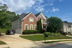 Pre-foreclosure in  Walnut Rdg Atlanta, GA 30349