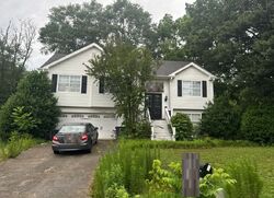 Pre-foreclosure in  Blackberry Ln Auburn, GA 30011