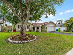 Pre-foreclosure in  Nw 32nd Mnr Fort Lauderdale, FL 33351