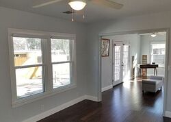 Pre-foreclosure in  W Hollywood Ave San Antonio, TX 78201