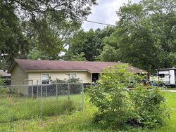 Pre-foreclosure in  Wallace Dr Greenbrier, AR 72058