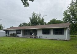  N Miller St, Clarksville AR