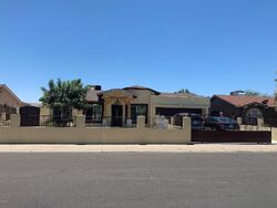 Pre-foreclosure in  W Catalina Dr Phoenix, AZ 85033
