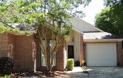 Pre-foreclosure in  Woodrun Dr Montgomery, AL 36117