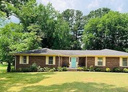 Pre-foreclosure in  Buchanan St Scottsboro, AL 35768