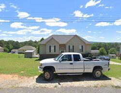 Pre-foreclosure in  Hidden Ridge Dr Odenville, AL 35120