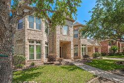 Pre-foreclosure in  Herndon Pl Sugar Land, TX 77479