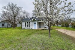  Woodard Ave, Cleburne TX