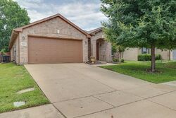 Pre-foreclosure in  Maverick Dr Grand Prairie, TX 75052