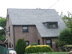 Pre-foreclosure in  68th Ave Forest Hills, NY 11375