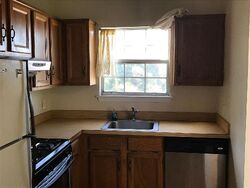 Pre-foreclosure in  Lexington Hl Harriman, NY 10926