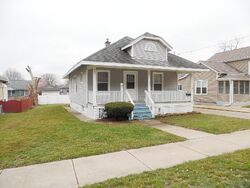  E Bluff St, Marseilles IL