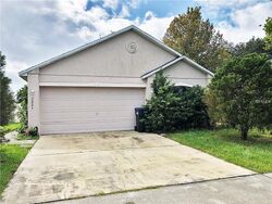 Pre-foreclosure in  Harbor Bend Cir Orlando, FL 32822