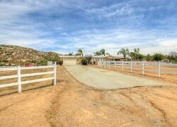 Pre-foreclosure Listing in Juniper Hills Rd HOMELAND, CA 92548