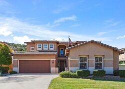 Pre-foreclosure in  Vista Palermo Lake Elsinore, CA 92532