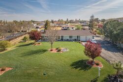 Pre-foreclosure in  Bernard Rd Tracy, CA 95377