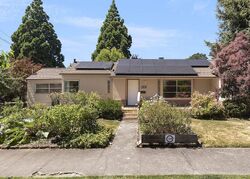 Pre-foreclosure in  Birch St Forest Grove, OR 97116
