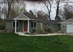  Henderson Ave, Waterford MI