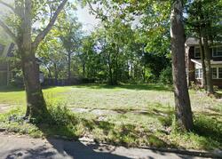 Pre-foreclosure in  Norwood Ave Youngstown, OH 44504